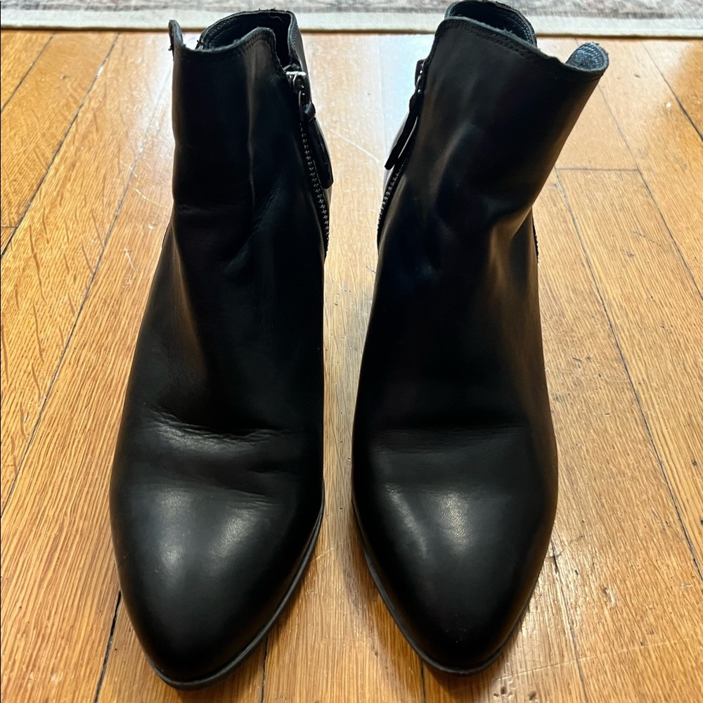 Vintage Frye booties